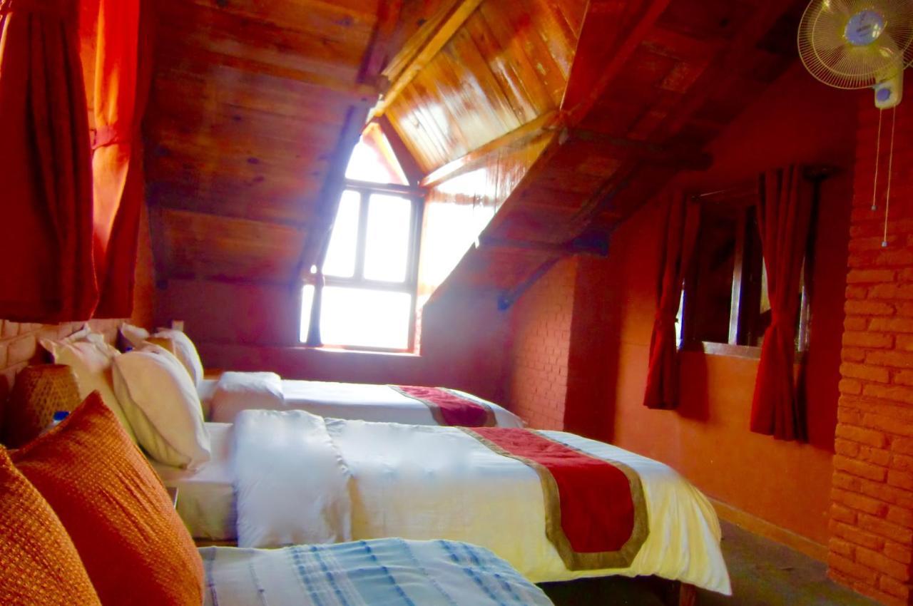 ชิวาพูริ ไฮท์ส์ คอทเทจ Bed & Breakfast กาฐมาณฑุ ภายนอก รูปภาพ