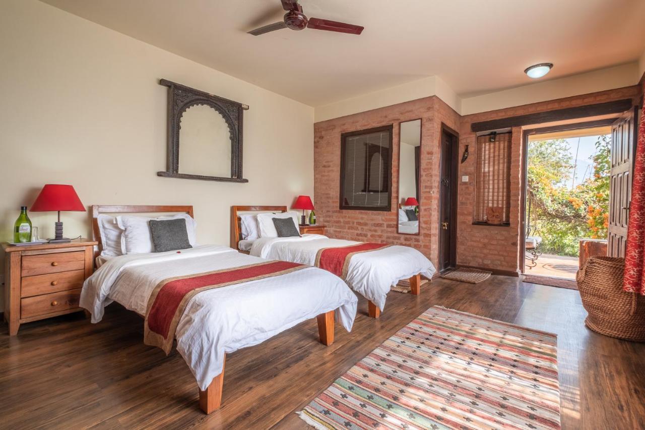 ชิวาพูริ ไฮท์ส์ คอทเทจ Bed & Breakfast กาฐมาณฑุ ภายนอก รูปภาพ