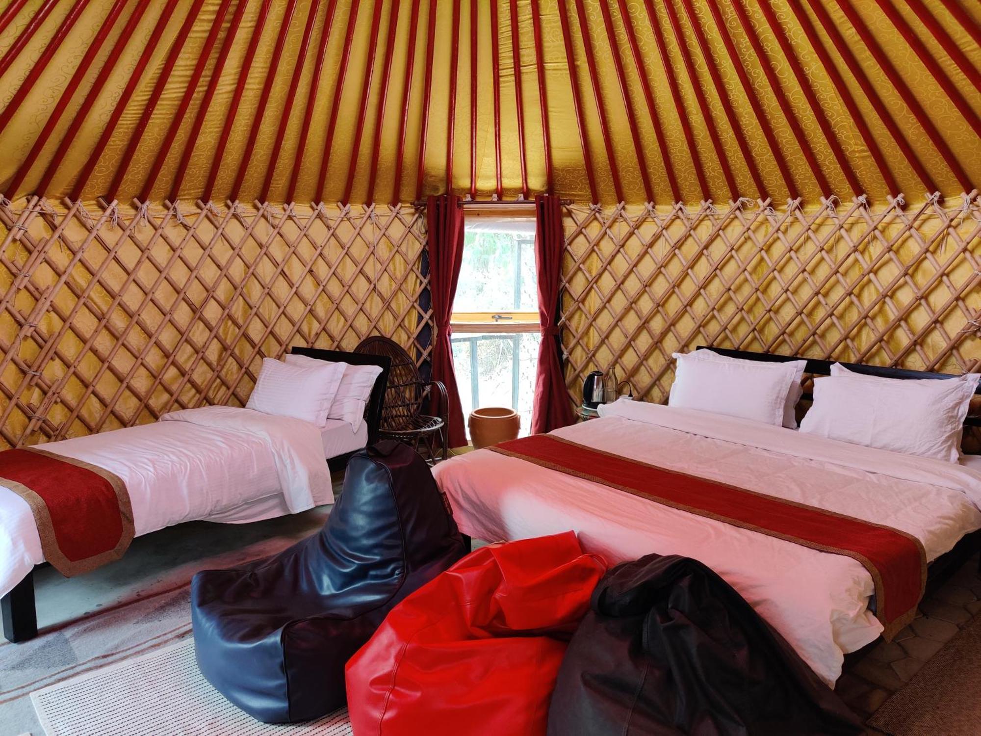 ชิวาพูริ ไฮท์ส์ คอทเทจ Bed & Breakfast กาฐมาณฑุ ภายนอก รูปภาพ