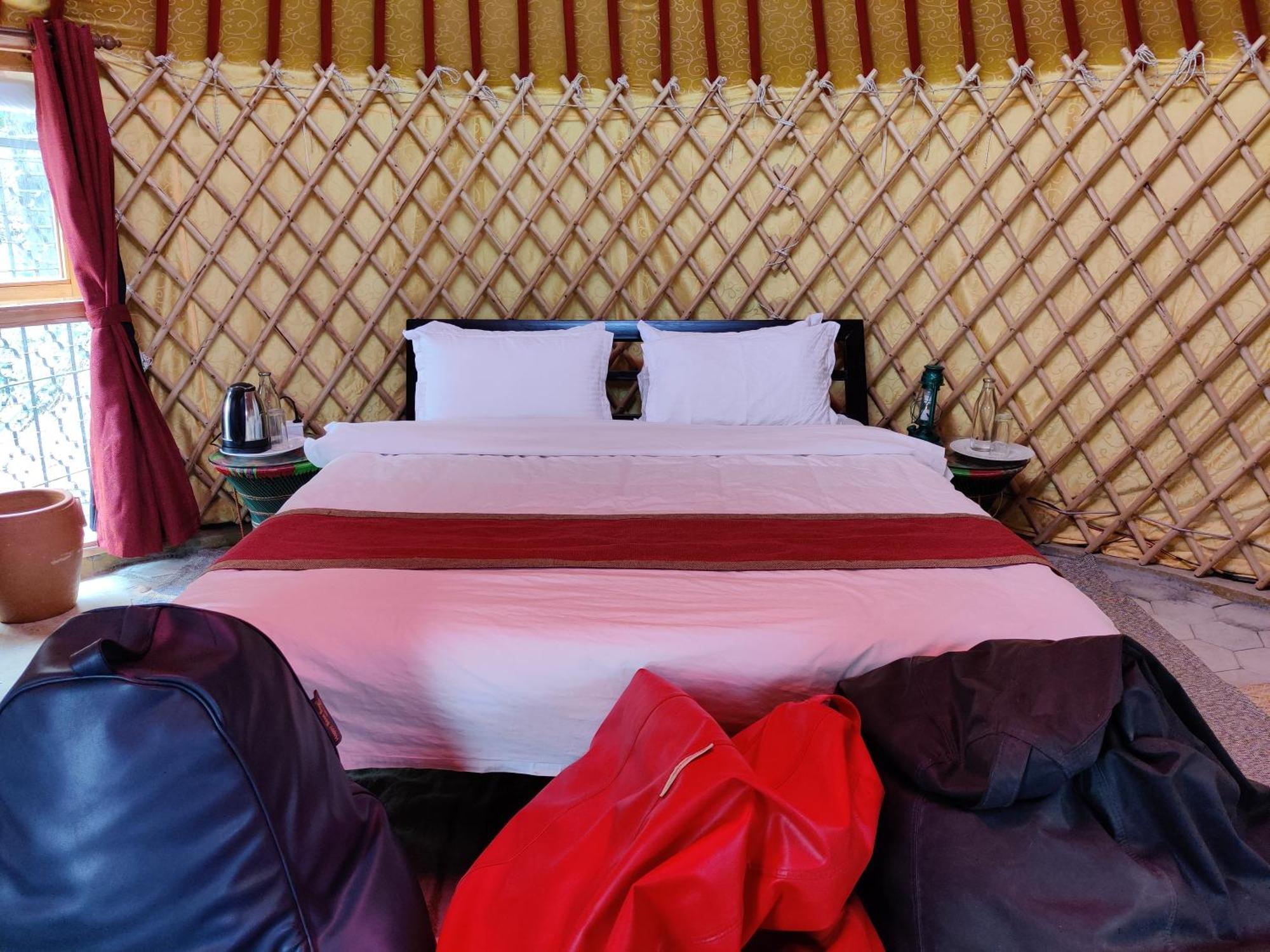 ชิวาพูริ ไฮท์ส์ คอทเทจ Bed & Breakfast กาฐมาณฑุ ภายนอก รูปภาพ